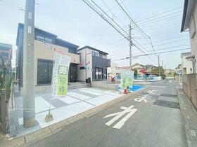 埼玉県越谷市弥栄町４丁目