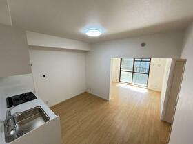 セザール南林間　１０２