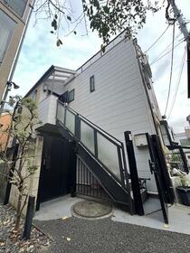 東京都目黒区上目黒３丁目