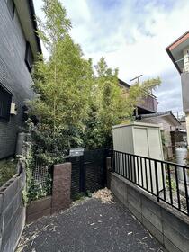 神奈川県横浜市港北区岸根町