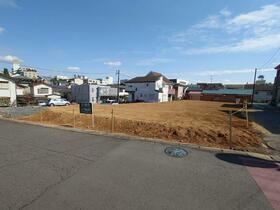 神奈川県綾瀬市小園