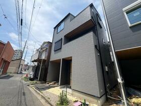神奈川県横浜市鶴見区鶴見中央５丁目