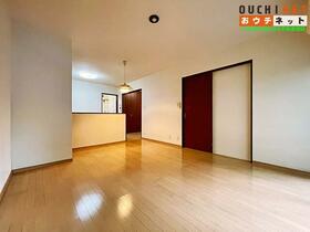 大阪府高槻市緑が丘１丁目