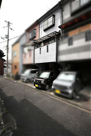 京都府京都市上京区芦山寺通千本東入下る井田町