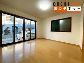 大阪府高槻市塚原２丁目