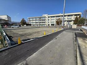 長野県岡谷市長地片間町１丁目