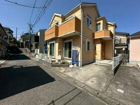 神奈川県座間市入谷東４丁目