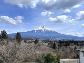 静岡県富士宮市人穴