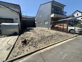 愛知県名古屋市中川区小本２丁目