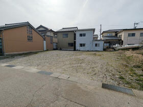 富山県氷見市栄町