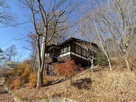 山梨県北杜市大泉町谷戸