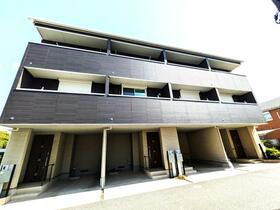 東京都足立区六月１丁目