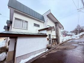 青森県青森市大字新城字平岡