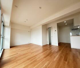 芦花公園スカイハイツ　角住戸