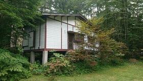 群馬県吾妻郡嬬恋村大字鎌原大カイシコ