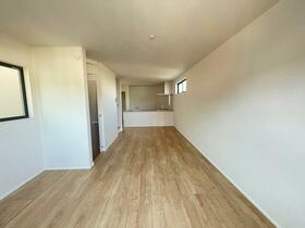 神奈川県川崎市高津区梶ケ谷３丁目