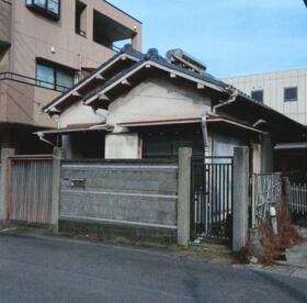静岡県沼津市本白銀町