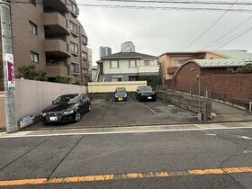 愛知県名古屋市千種区丸山町１丁目