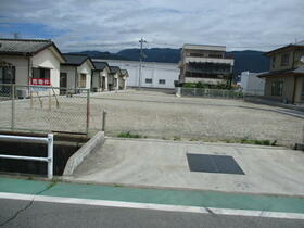 山梨県甲府市上阿原町