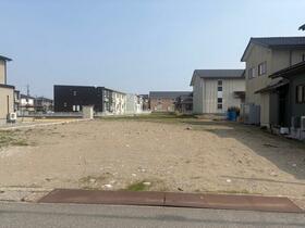 石川県能美市中町