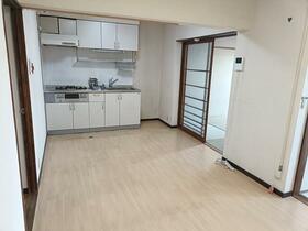 福岡県北九州市八幡西区下上津役４丁目