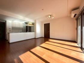 神奈川県横浜市磯子区岡村８丁目