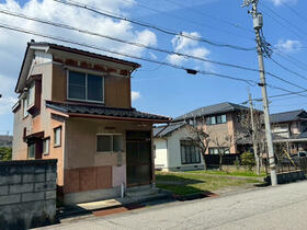 富山県高岡市伏木古府２丁目