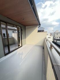 埼玉県所沢市上新井１丁目