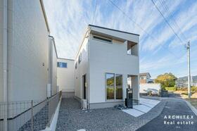 愛知県蒲郡市清田町橋詰