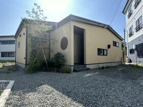 山梨県笛吹市春日居町桑戸