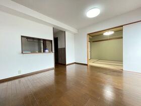 千葉県習志野市谷津４丁目