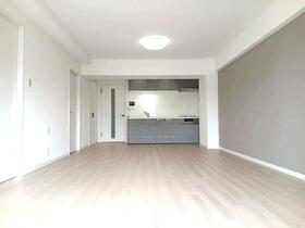 メゾン覚王山月宮殿