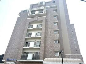 エクレール穴生