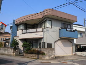 福井県大野市泉町