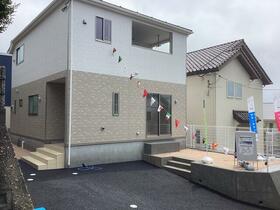 広島県大竹市黒川３丁目