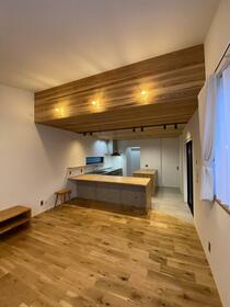 石川県金沢市松村７丁目