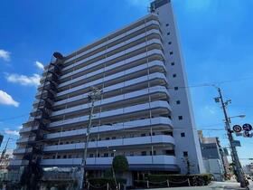 シャルマンコーポ今里　〜南東角住戸・２面（南・東）バルコニー〜