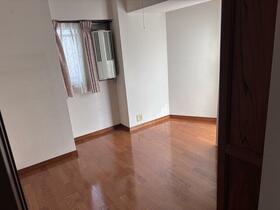 長崎県長崎市勝山町