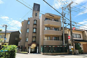 石川県金沢市菊川１丁目