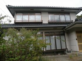 福島県伊達郡川俣町大字鶴沢字窪中