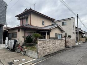 愛知県名古屋市緑区鳴丘１丁目