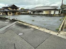 佐賀県伊万里市大坪町甲