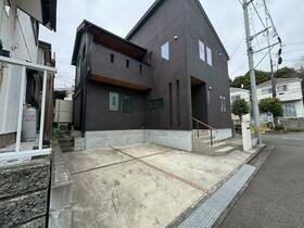 神奈川県座間市入谷東３丁目