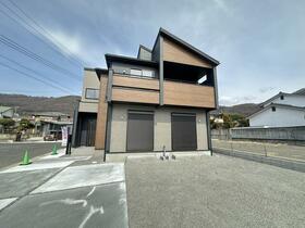 山梨県甲府市羽黒町