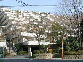 神奈川県川崎市麻生区高石５丁目