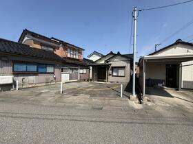 富山県富山市上赤江町１丁目