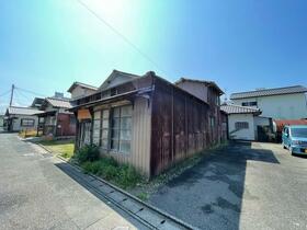 福岡県福津市津屋崎４丁目