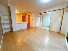 アルファステイツ福山駅前ＩＩ　３０２