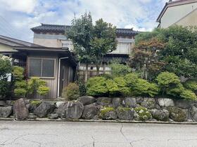 富山県高岡市五十里東町