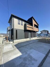 山梨県甲斐市篠原